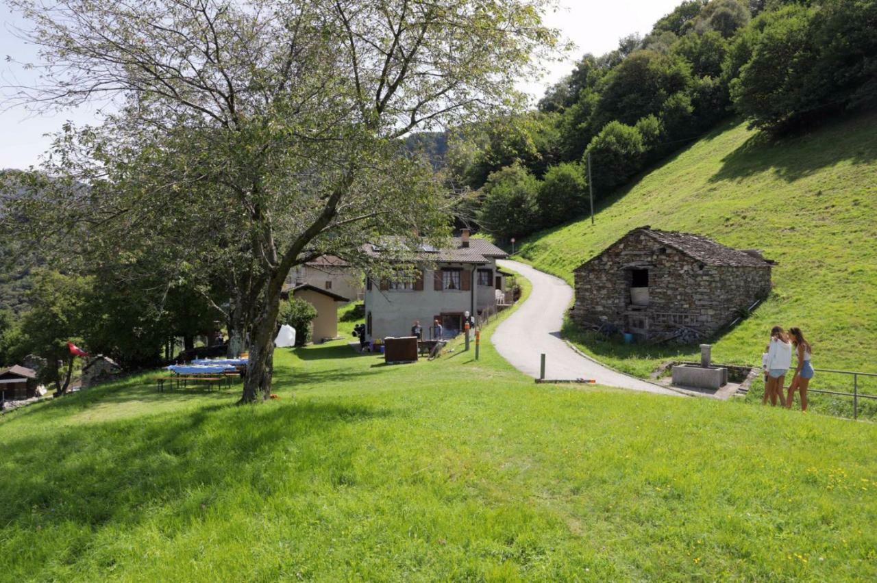 Ferienwohnung Rustico Ai Monti Cadenazzo Buitenkant foto
