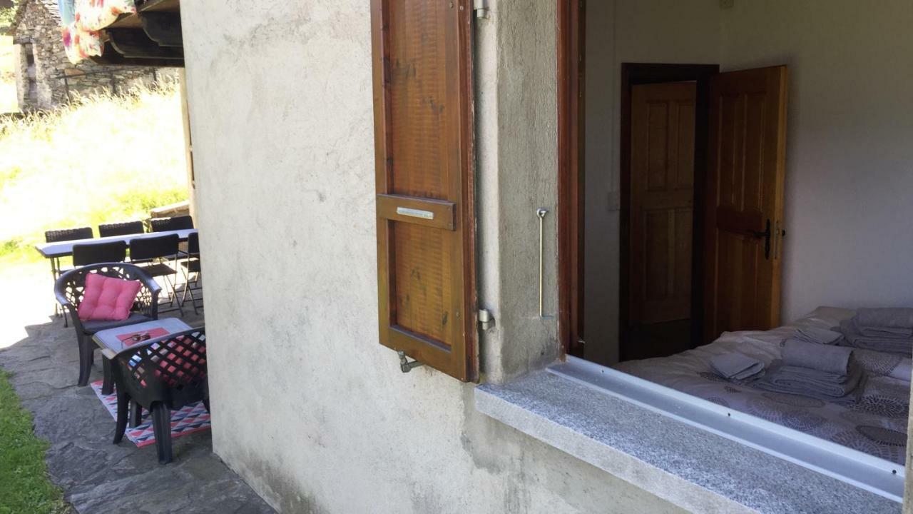 Ferienwohnung Rustico Ai Monti Cadenazzo Buitenkant foto